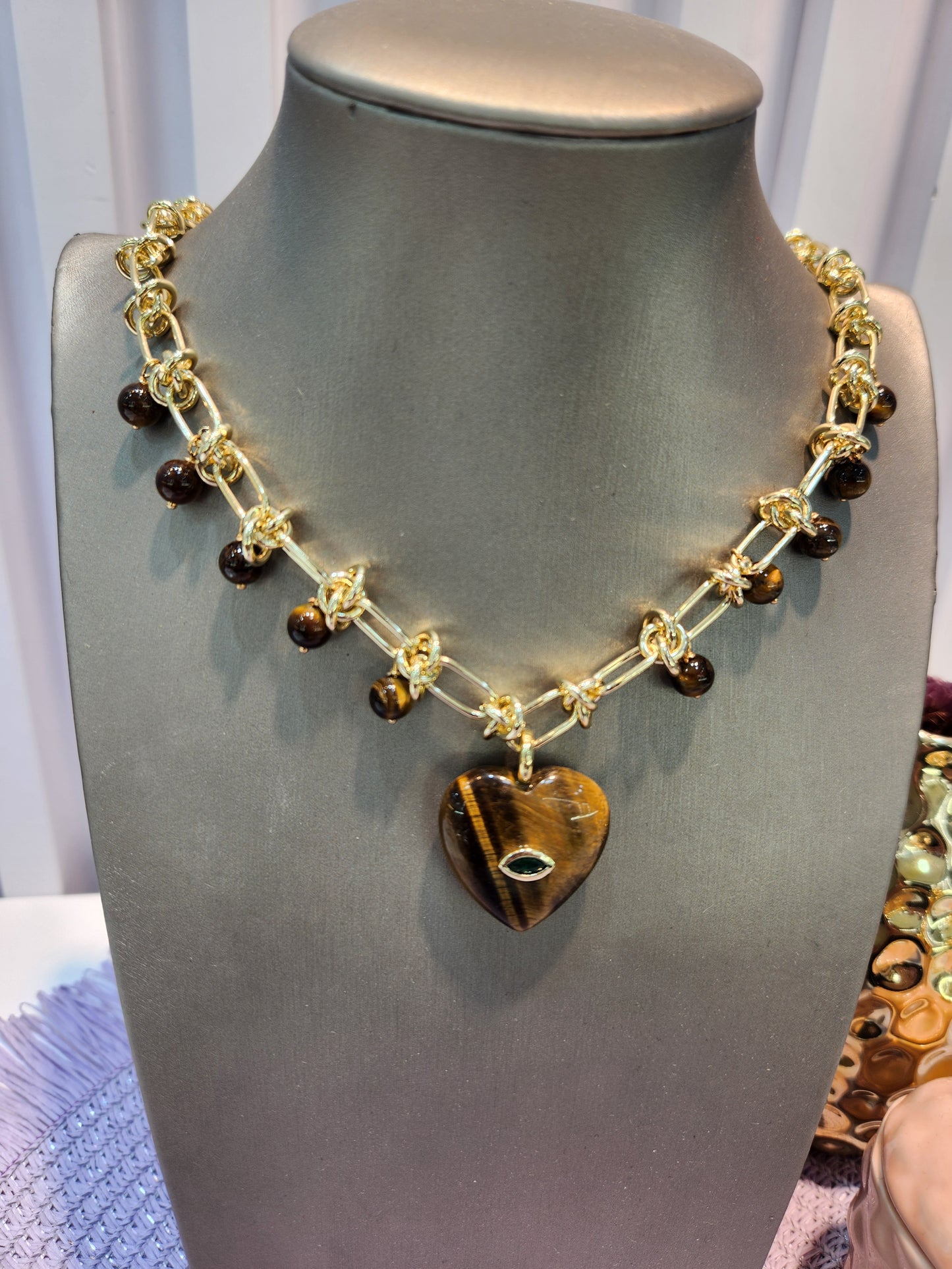 Collar cadena nudo corazon piedra natural