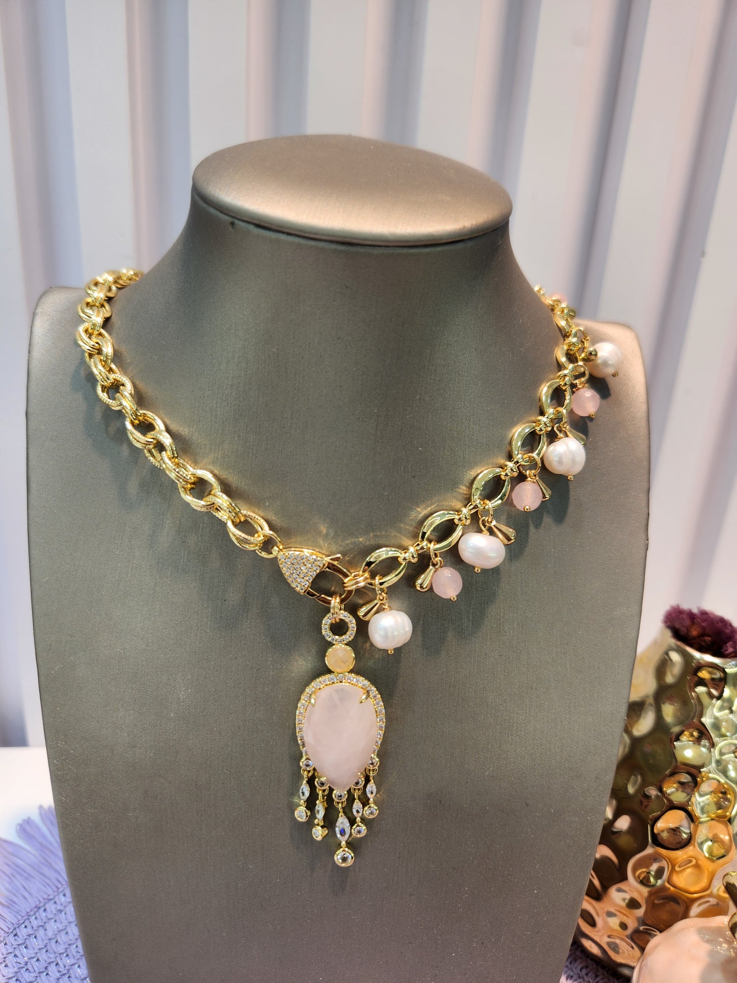 Collar perlas agata dije chandelier cuarzo rosa