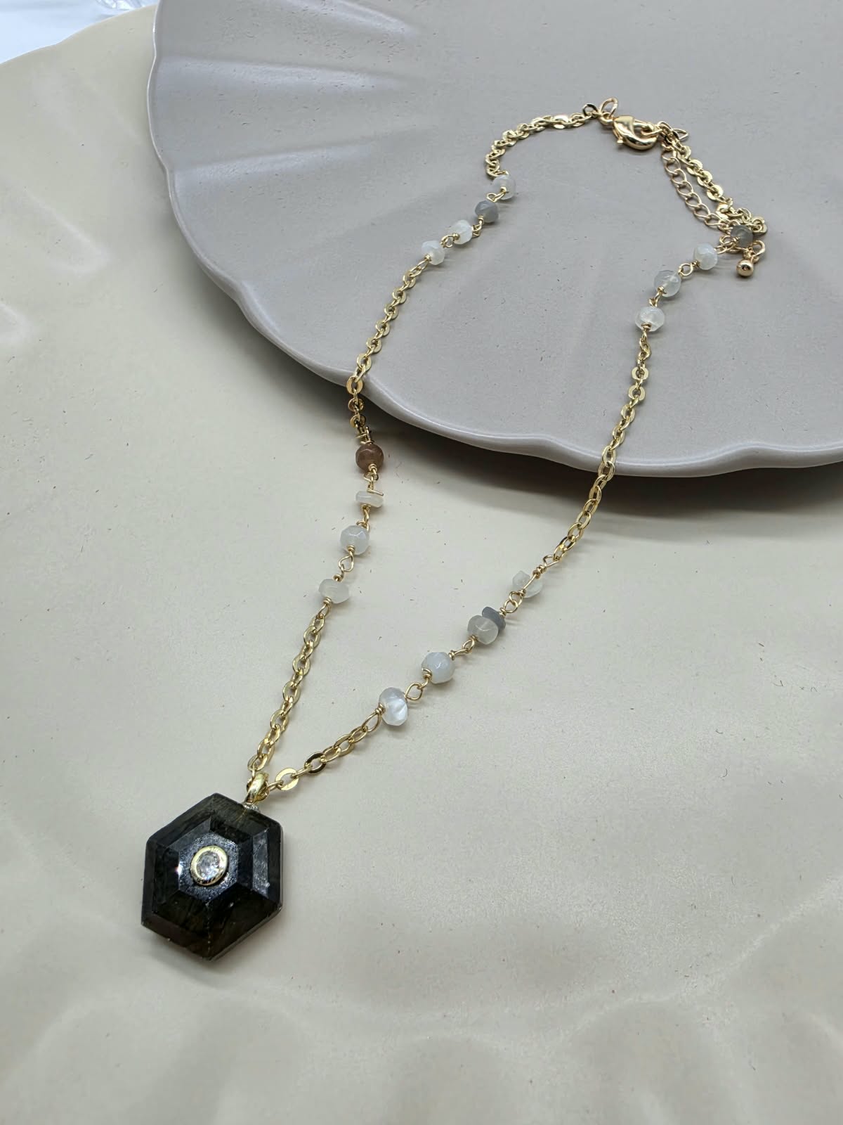 Collar rondel verde