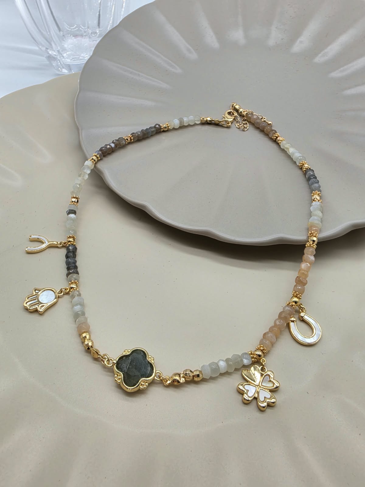 Collar piedra natural dijes madre perla labradorita trebol