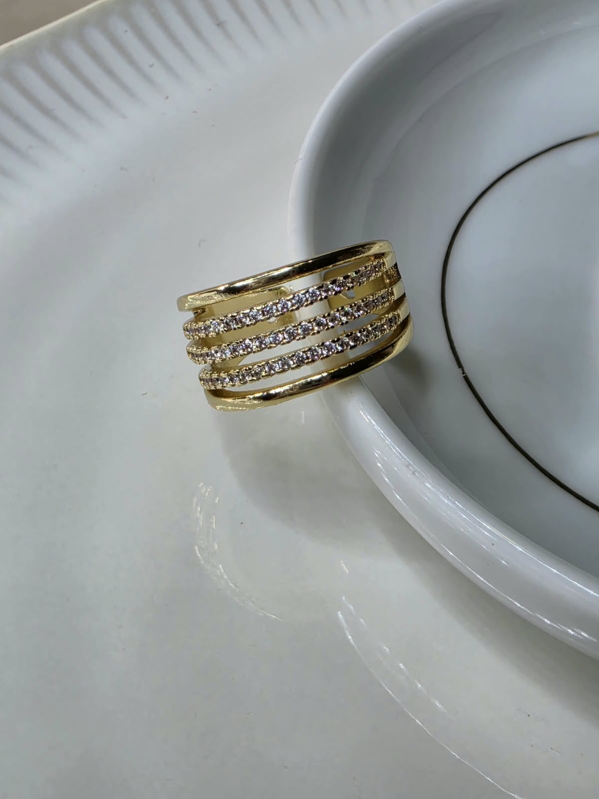ANILLO RAYAS ZIRCONIA
