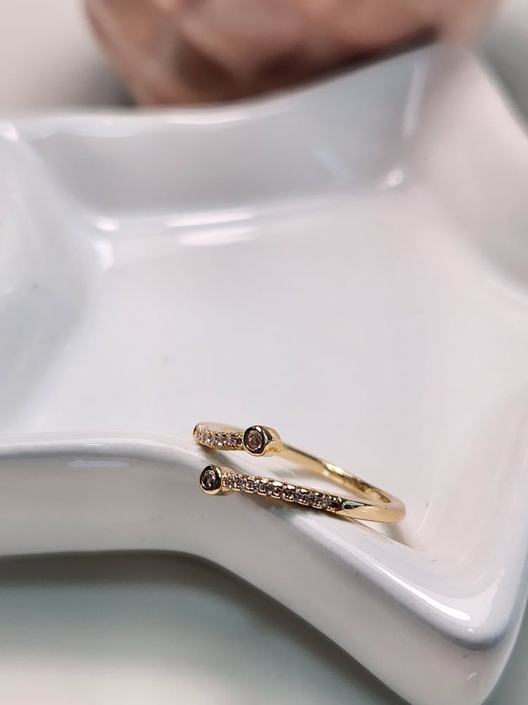 Anillo ajustable delgado zirconia