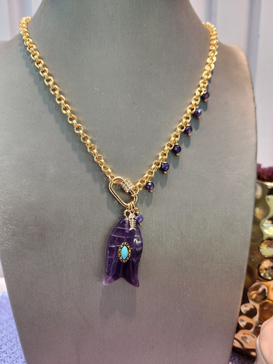 Collar morado amatista pez