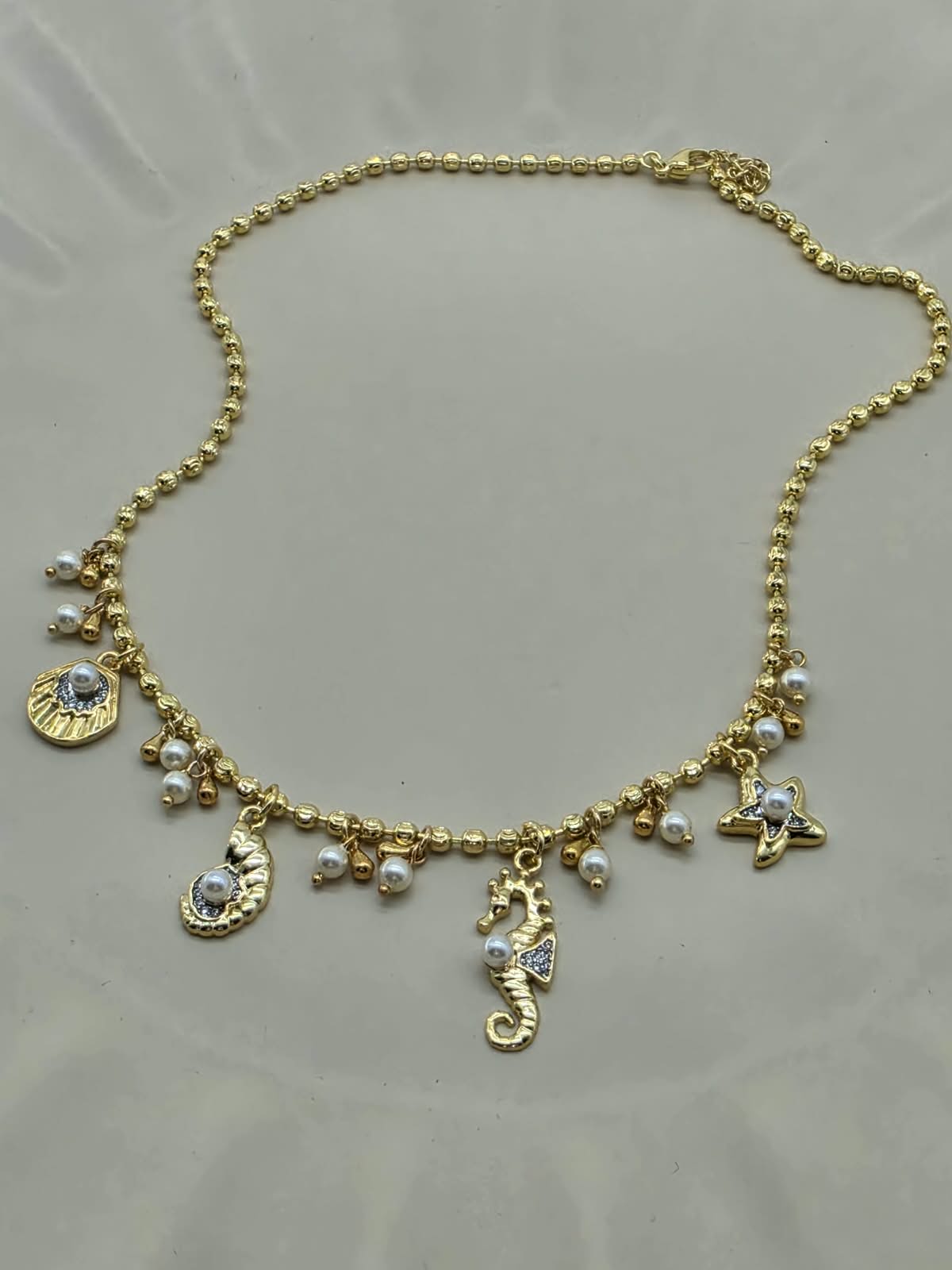 Collar multi dijes playa, cadena bolitas