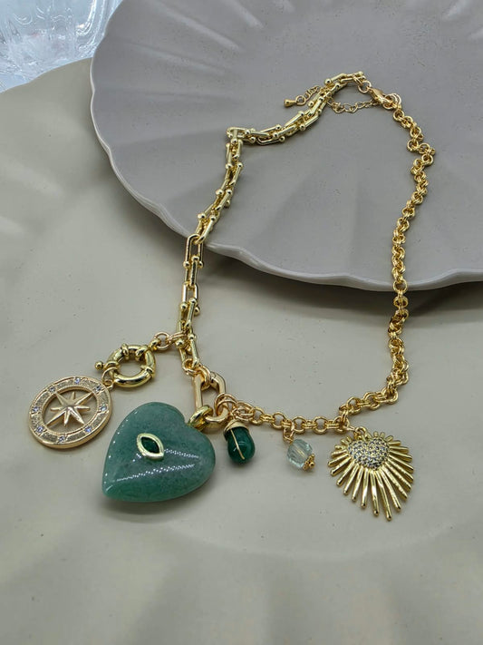 Collar multijes, corazón piedra natural.