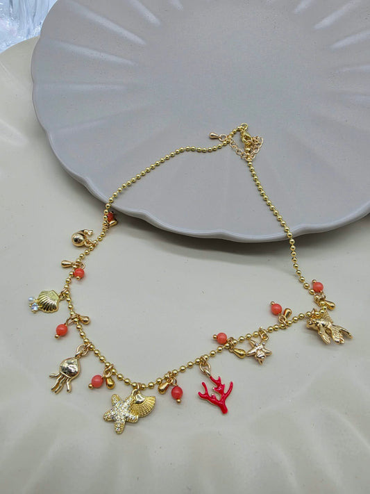 Collar bolitas mar coral.
