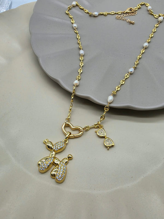 Collar cadena botón mini perla perrito zirconia.