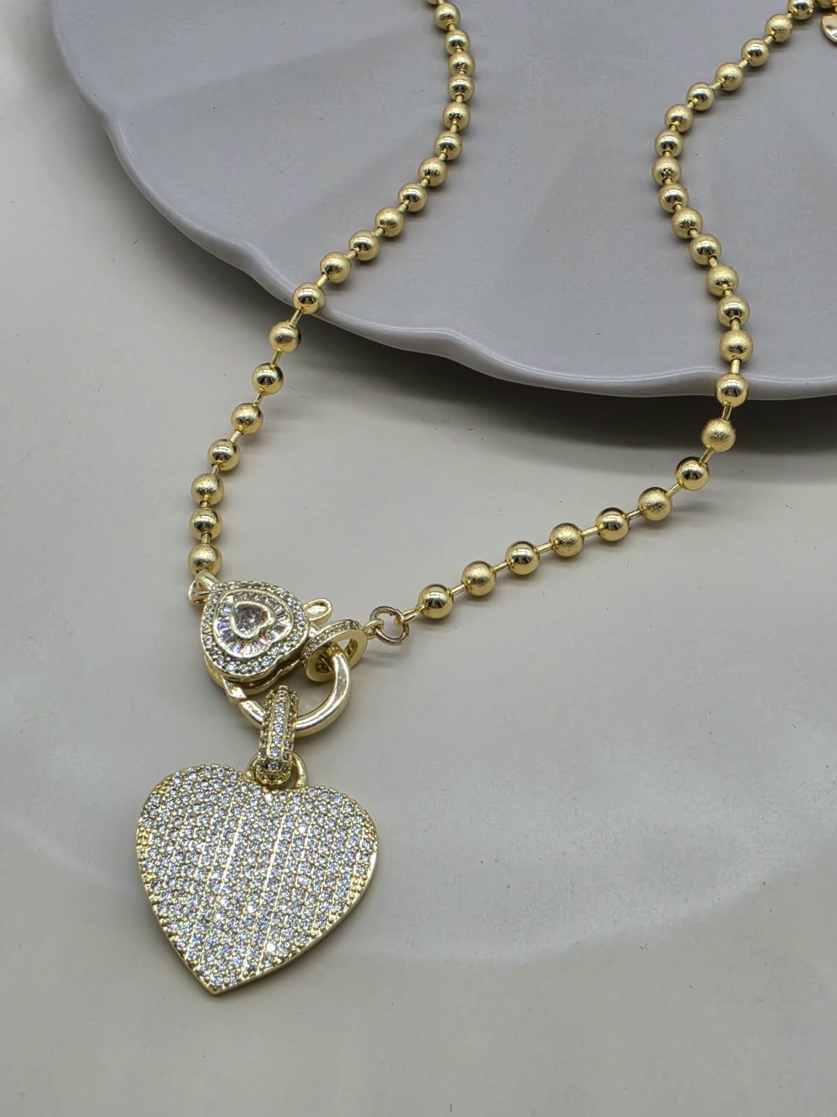 COLLAR BOLAS BROCHE CORAZON ZIRCONIA