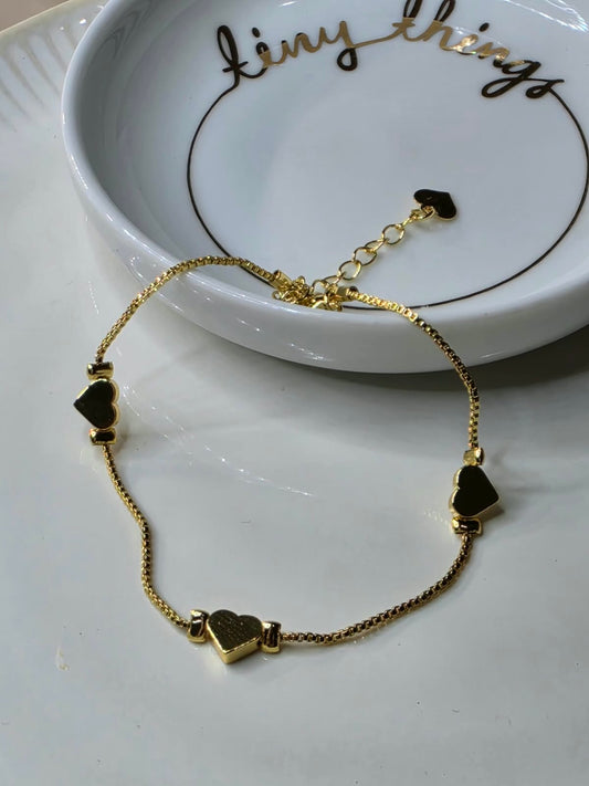PULSERA CORAZONES PLANOS