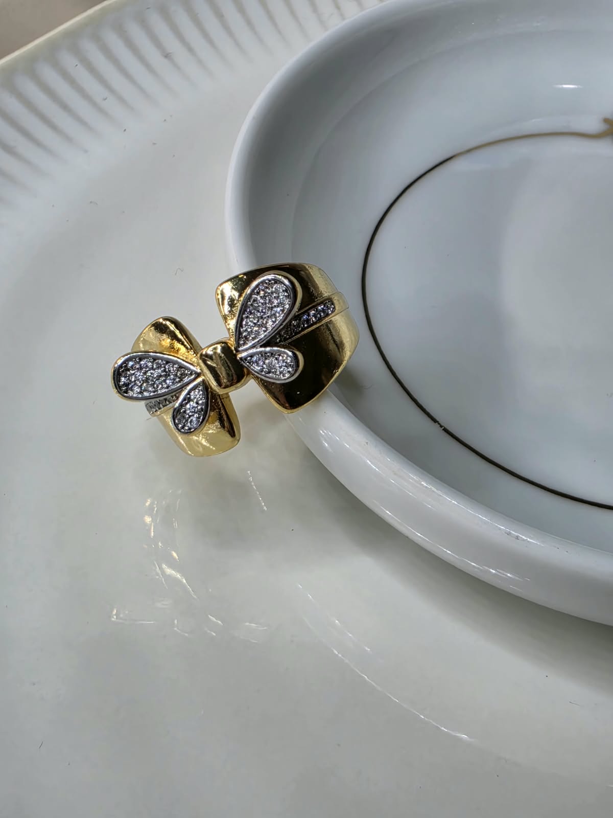 ANILLO BICHO ZIRCONIA CON RODIO
