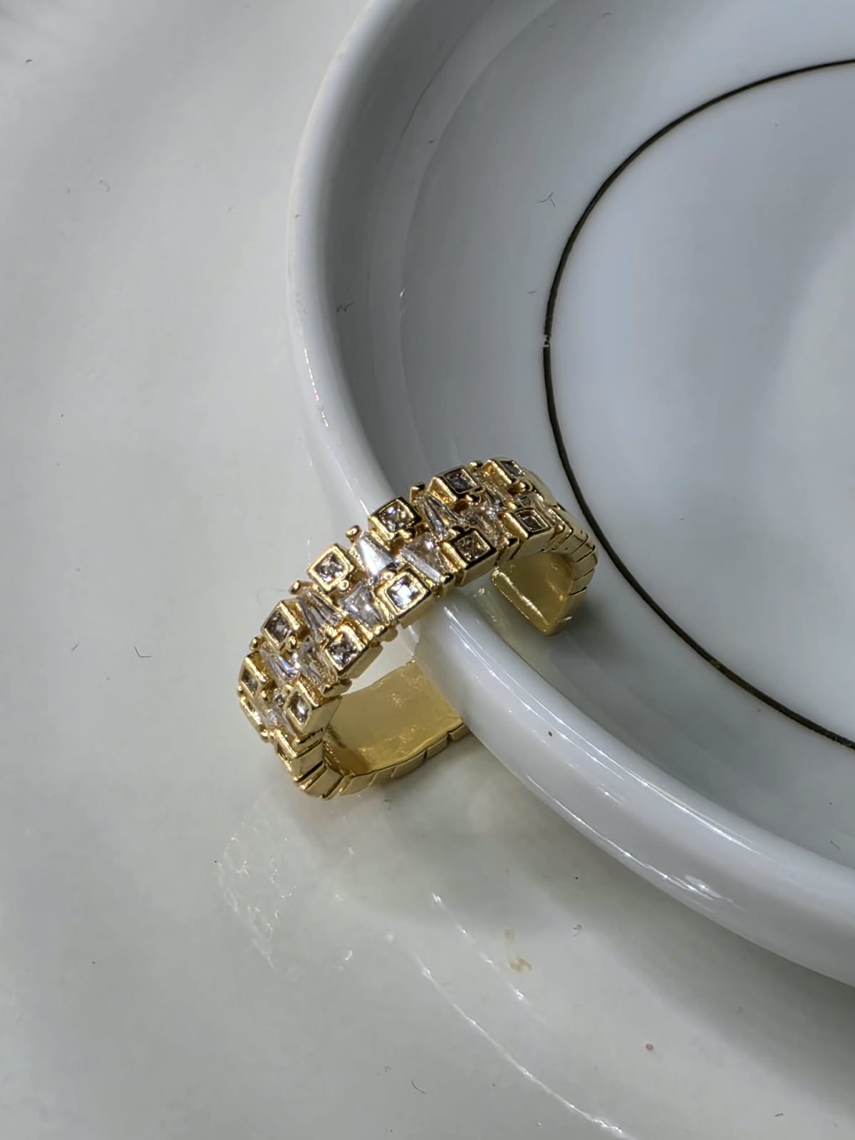 ANILLO CUADROS ZIRCONIA