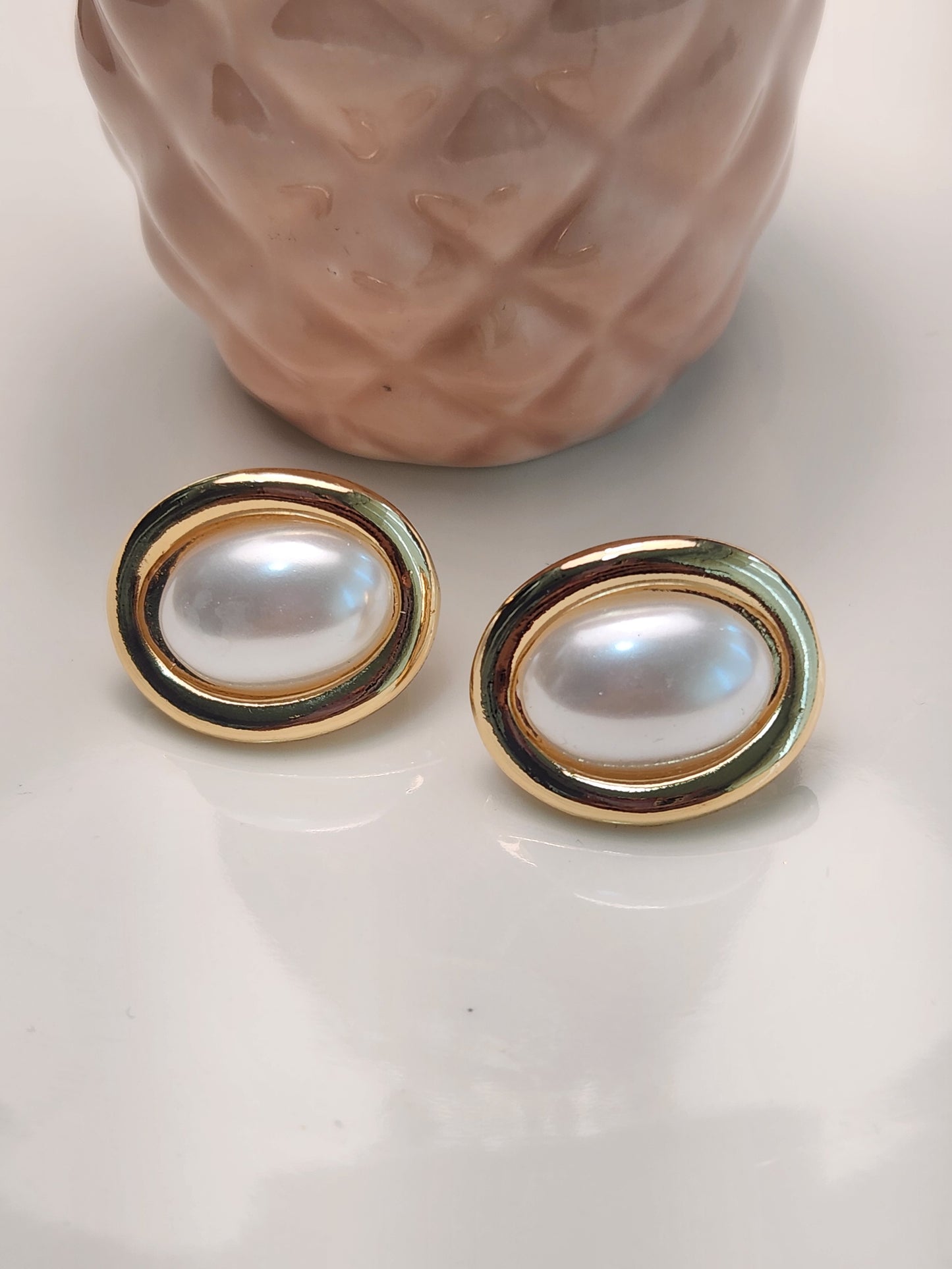 Arete boton perla sintetica