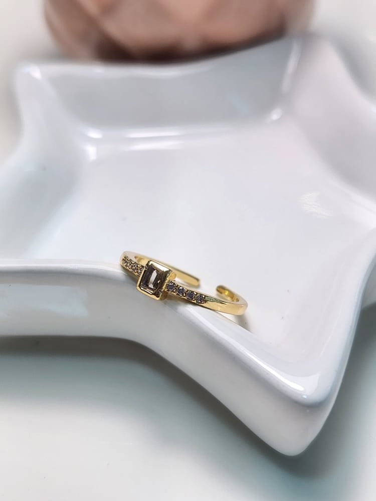 Anillo ajustable delgado cuadro zirconia