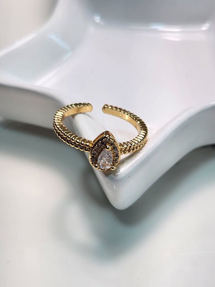 Anillo ajustable gota con zirconia