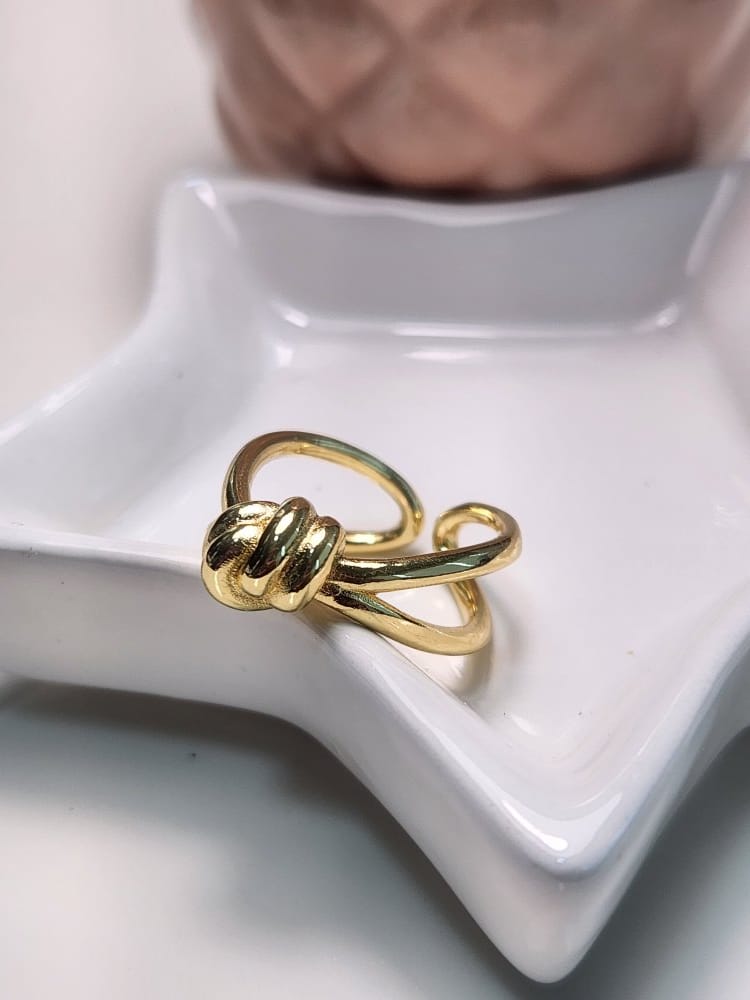 Anillo ajustable delgado nudo liso