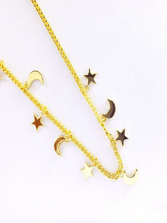 COLLAR LUNAS ESTRELLAS LISAS EN CHAPA DE ORO